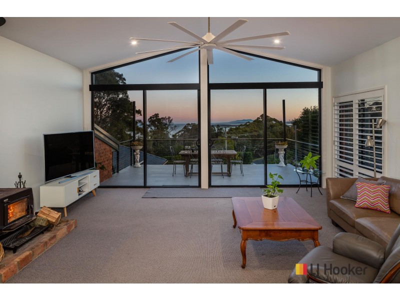 11 Barlings Drive, Tomakin NSW 2537