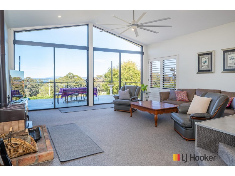 11 Barlings Drive, Tomakin NSW 2537