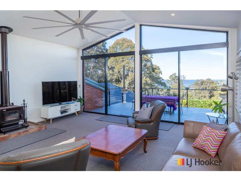 11 Barlings Drive, Tomakin NSW 2537