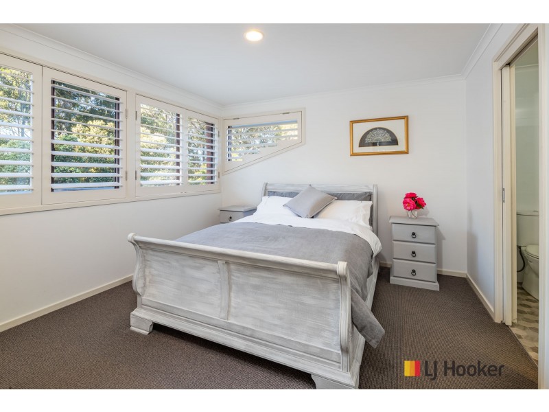 11 Barlings Drive, Tomakin NSW 2537