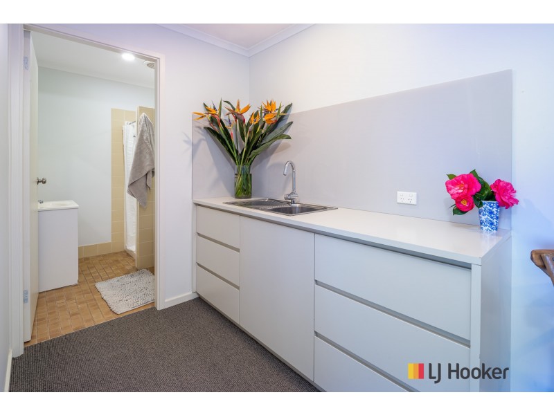 11 Barlings Drive, Tomakin NSW 2537