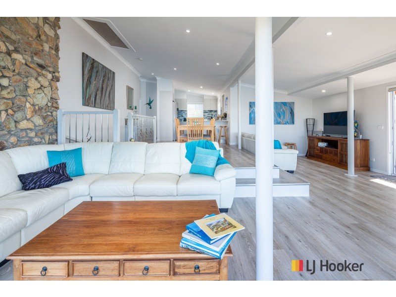 52 Iluka Avenue, Malua Bay NSW 2536