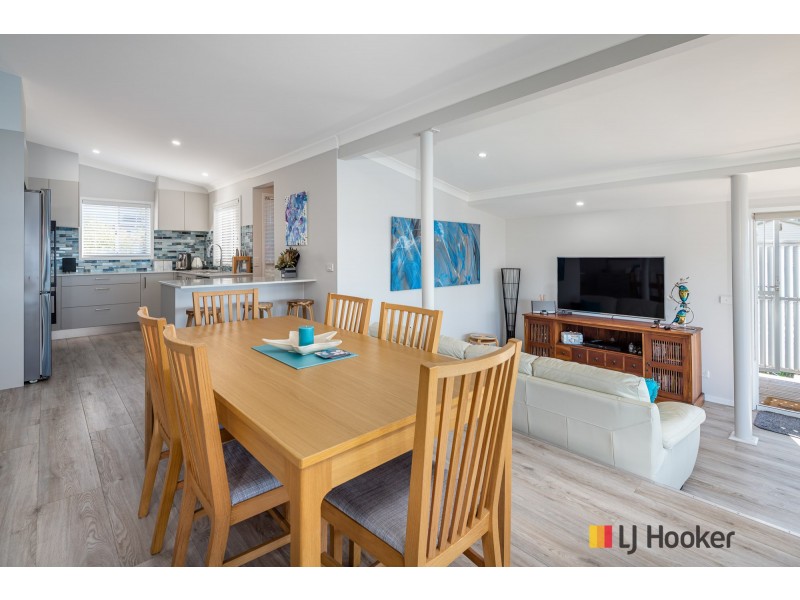 52 Iluka Avenue, Malua Bay NSW 2536