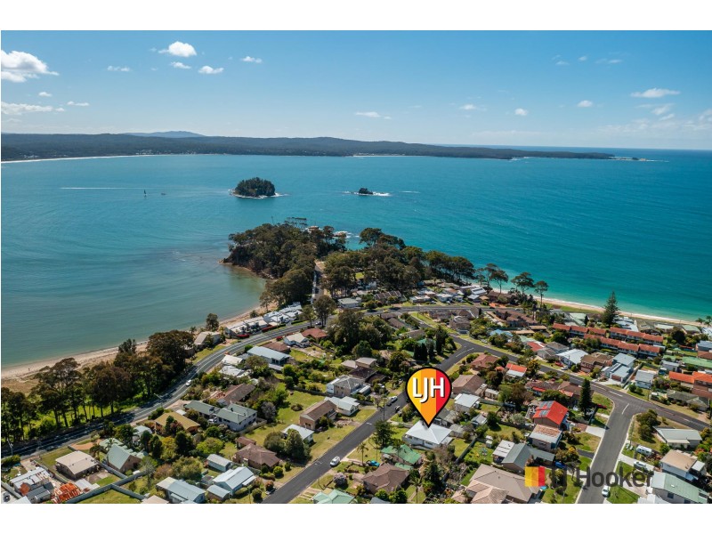 7 Lockyersleigh Avenue, Batehaven NSW 2536