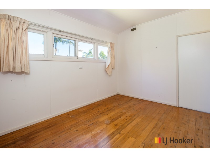 7 Lockyersleigh Avenue, Batehaven NSW 2536