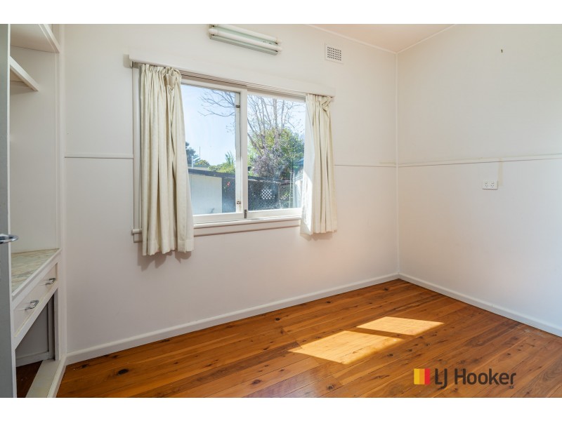 7 Lockyersleigh Avenue, Batehaven NSW 2536