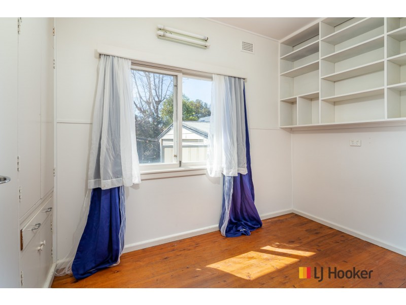 7 Lockyersleigh Avenue, Batehaven NSW 2536