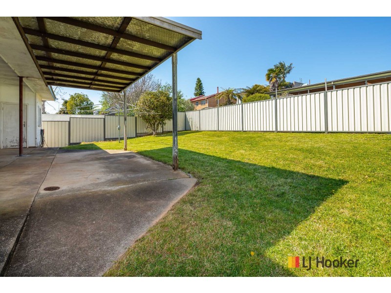 7 Lockyersleigh Avenue, Batehaven NSW 2536