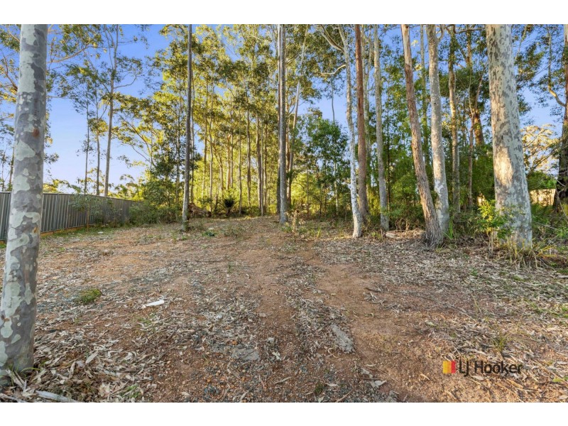 35 Litchfield Crescent, Long Beach NSW 2536