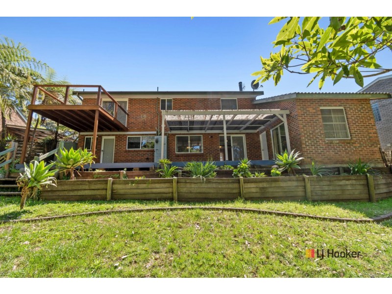 21 Thomas Mitchell Crescent, Sunshine Bay NSW 2536
