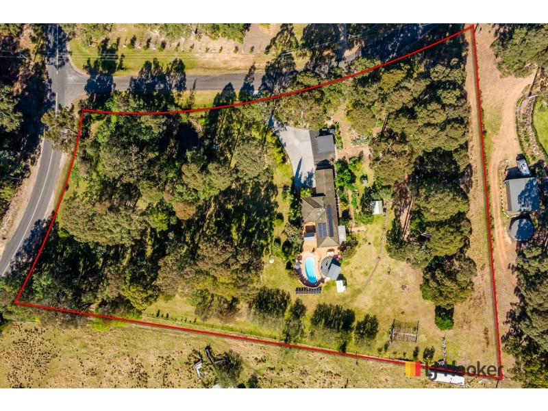 8 Barrakee Drive, Long Beach NSW 2536