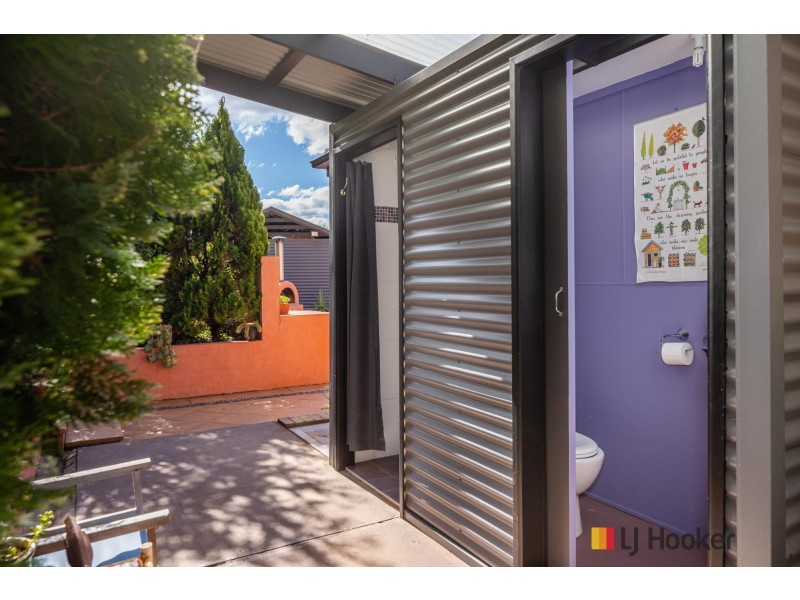 8 Barrakee Drive, Long Beach NSW 2536