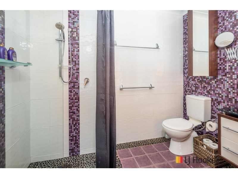 8 Barrakee Drive, Long Beach NSW 2536