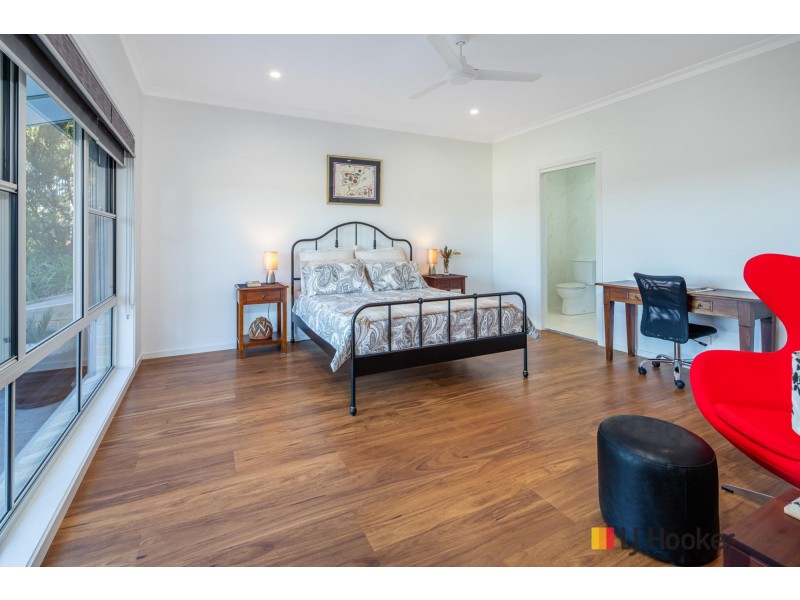 24 Mary Place, Long Beach NSW 2536