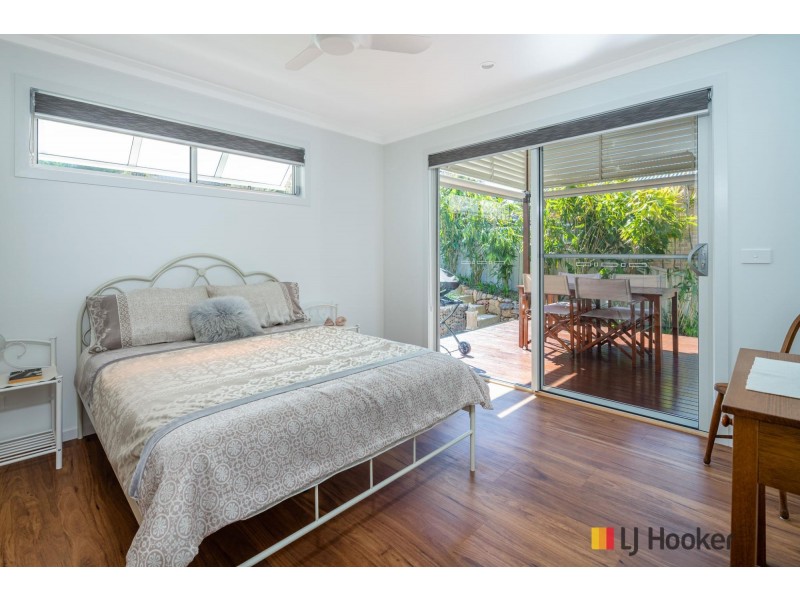 24 Mary Place, Long Beach NSW 2536