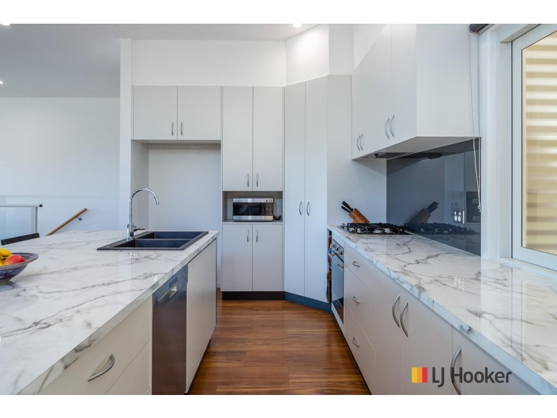 24 Mary Place, Long Beach NSW 2536