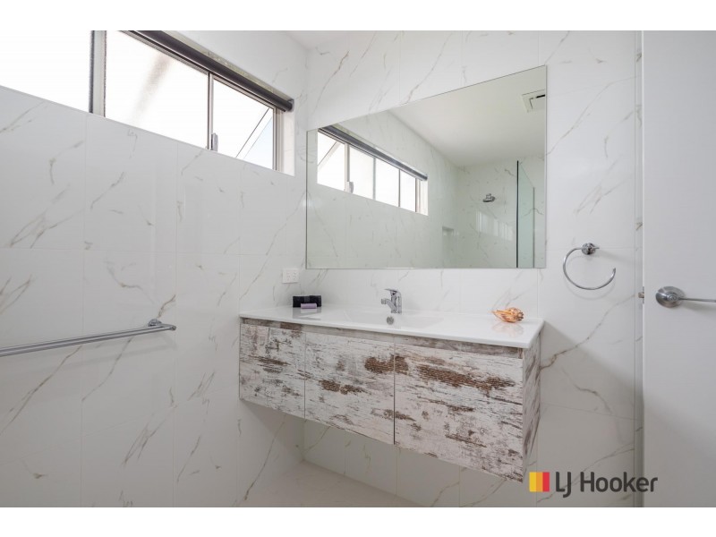 24 Mary Place, Long Beach NSW 2536