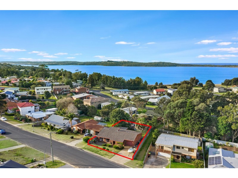 16 Gould Street, Tuross Head NSW 2537