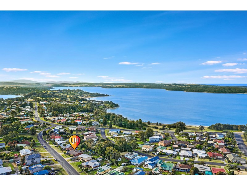 16 Gould Street, Tuross Head NSW 2537