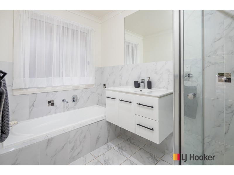 4 Litchfield Crescent, Long Beach NSW 2536