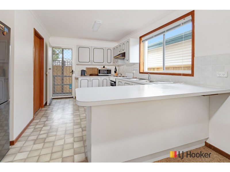 16 Pacific Road, Surf Beach NSW 2536