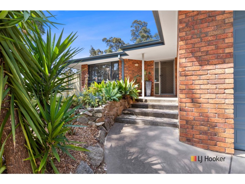 9 Canning Crescent, Sunshine Bay NSW 2536