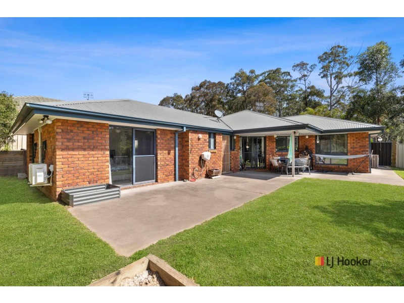 9 Canning Crescent, Sunshine Bay NSW 2536