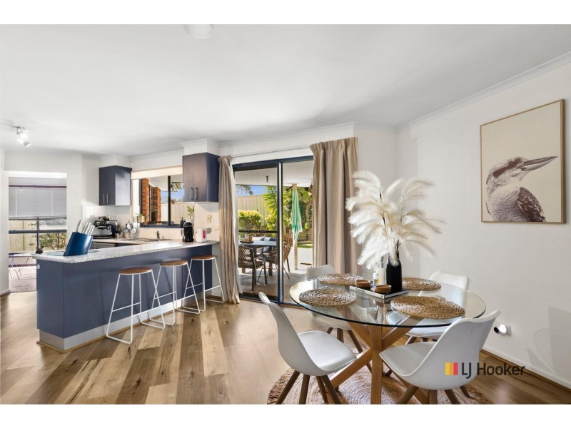 9 Canning Crescent, Sunshine Bay NSW 2536