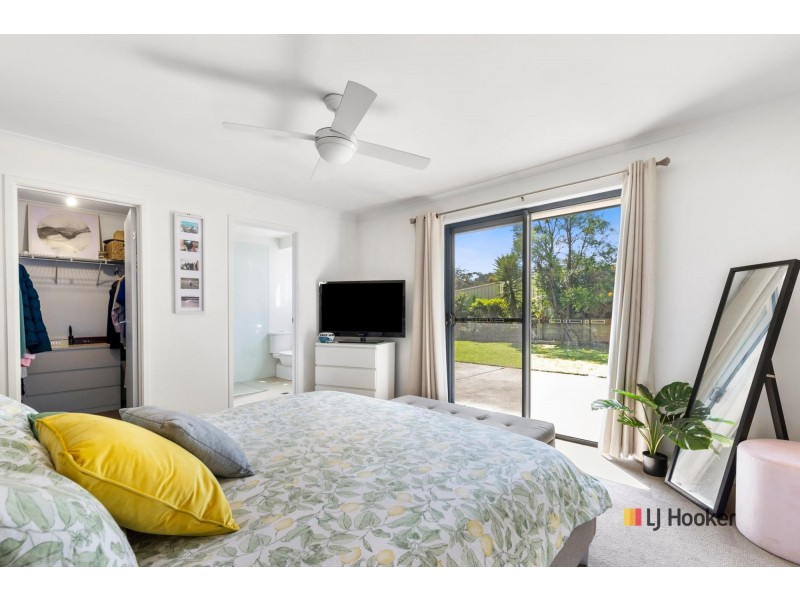 9 Canning Crescent, Sunshine Bay NSW 2536