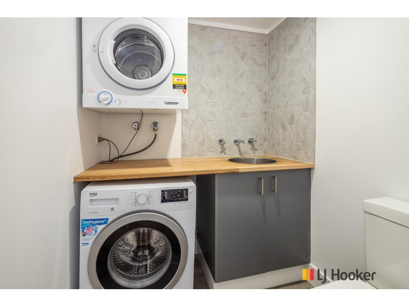 Unit 211/202-208 Beach Road, Batehaven NSW 2536