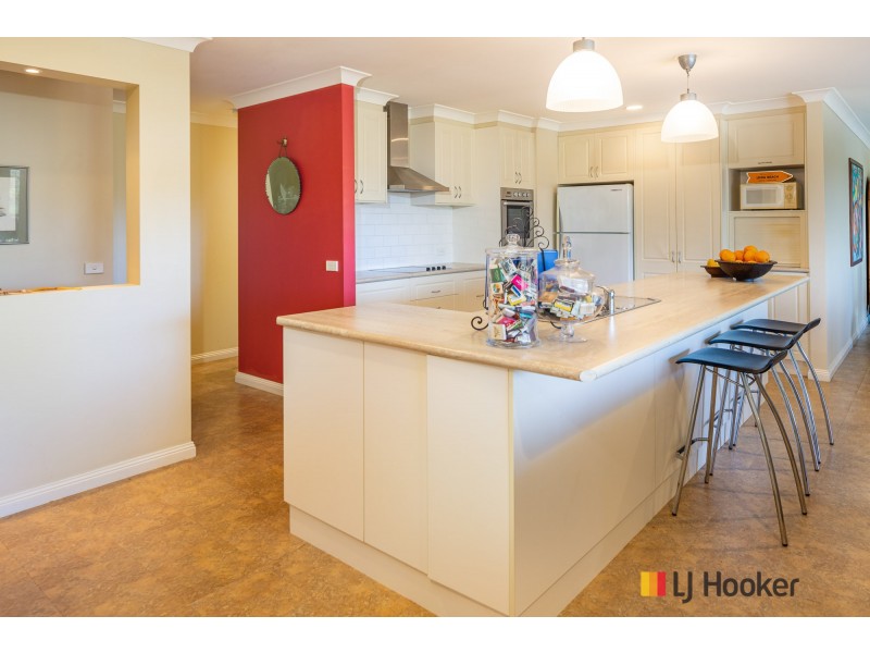 9 Henry Place, Long Beach NSW 2536