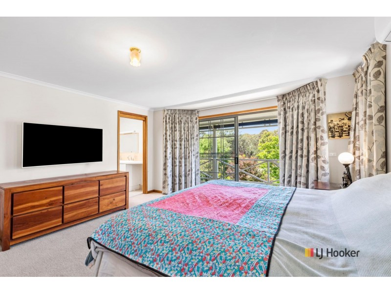 8 Nicholas Grove, Rosedale NSW 2536