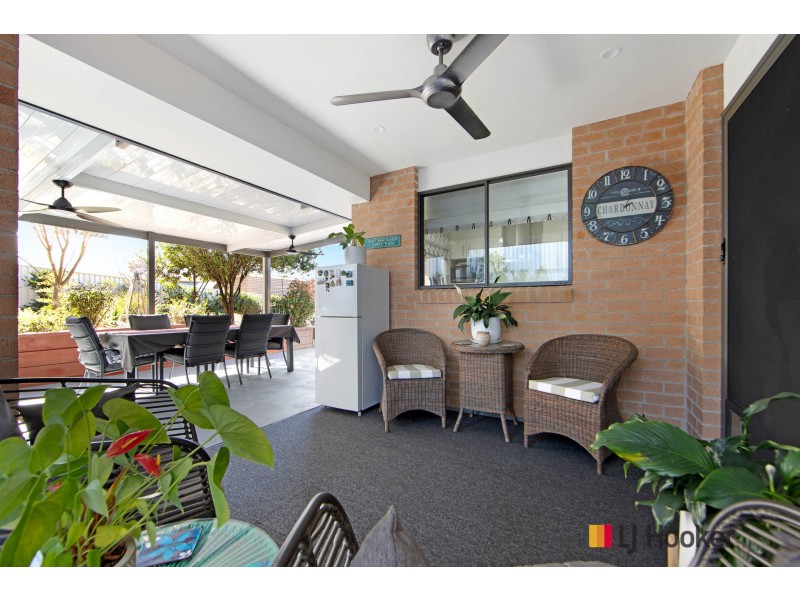 17 Luks Way, Batehaven NSW 2536