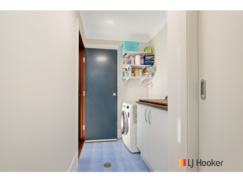 17 Luks Way, Batehaven NSW 2536