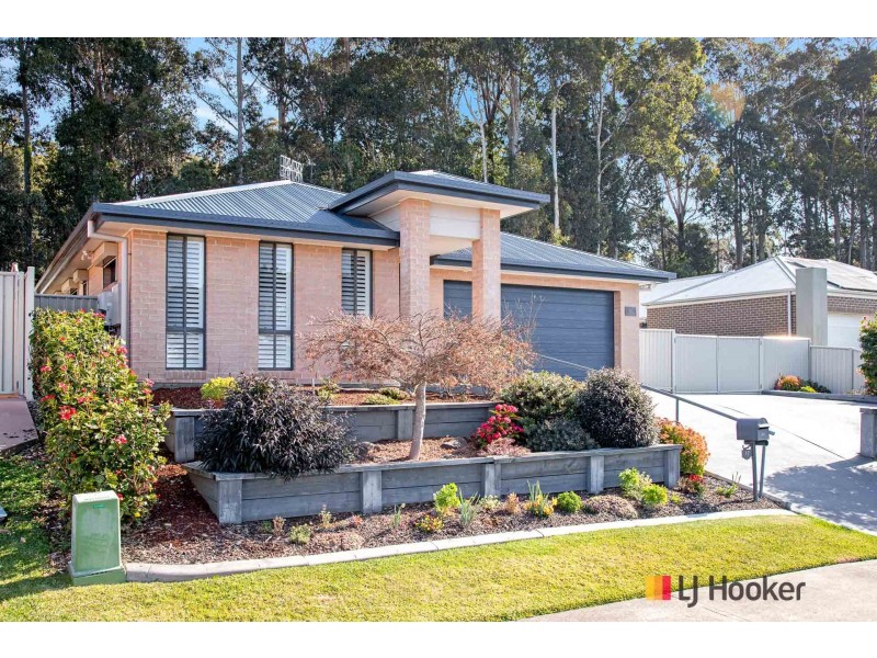 17 Luks Way, Batehaven NSW 2536