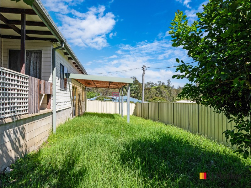 9 Palana Street, Surfside NSW 2536