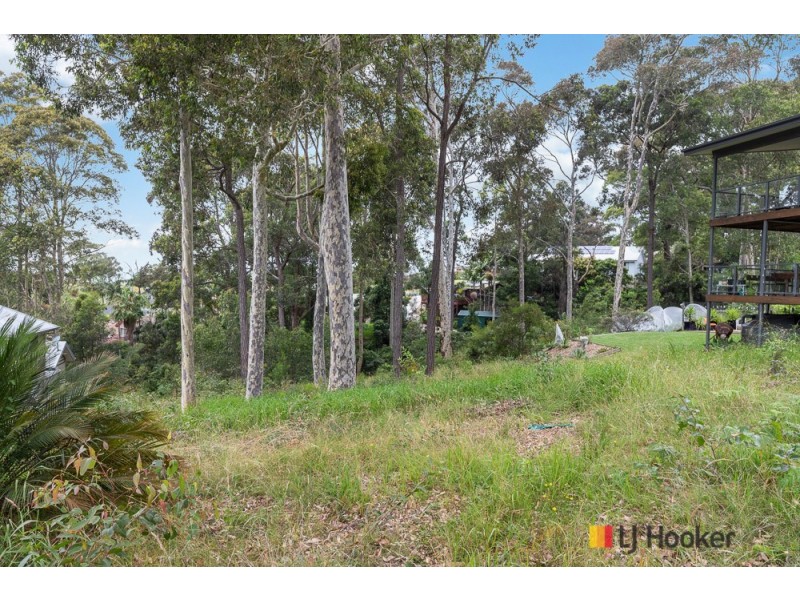 13 Warragai Place, Malua Bay NSW 2536