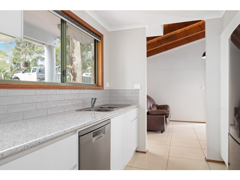 21 Sunset Street, Surfside NSW 2536