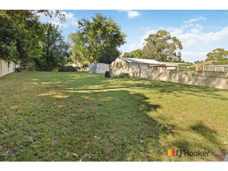 17 Tomakin Place, Tomakin NSW 2537