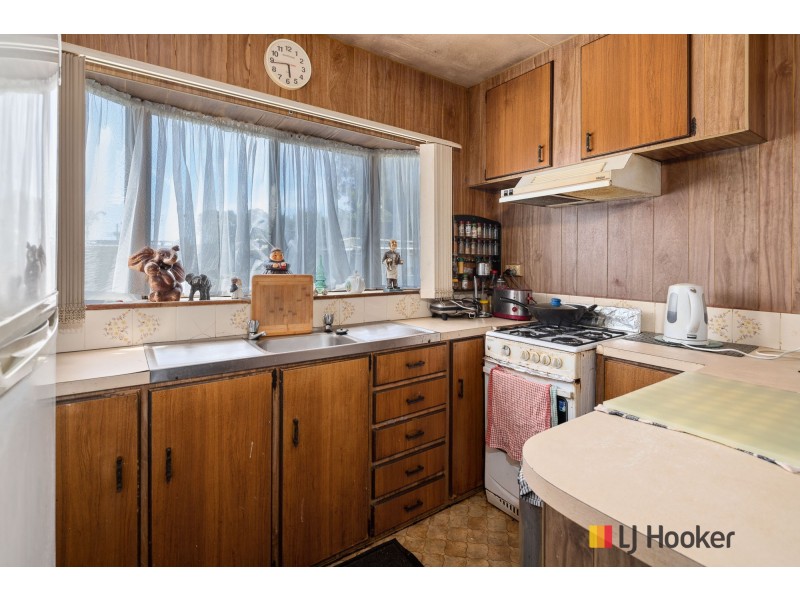 Cabin 28/414 Beach Road, Batehaven NSW 2536