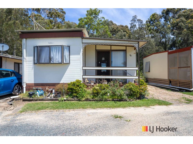 Cabin 28/414 Beach Road, Batehaven NSW 2536
