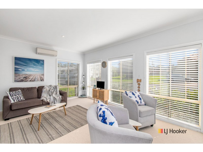 1 John Street, Batehaven NSW 2536