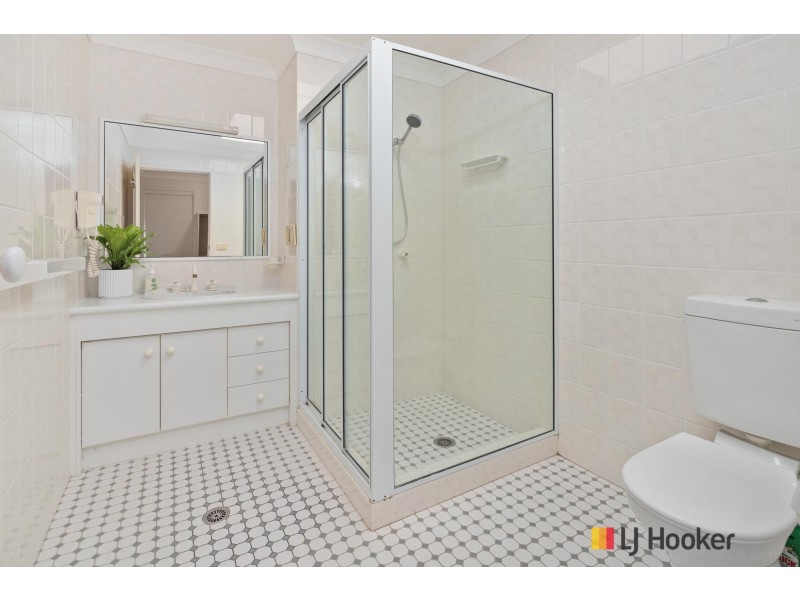 5/8 Edgewood Place, Denhams Beach NSW 2536