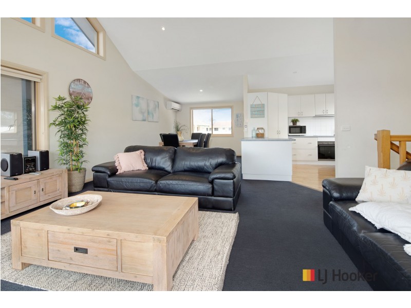 3/3 John Street, Batehaven NSW 2536