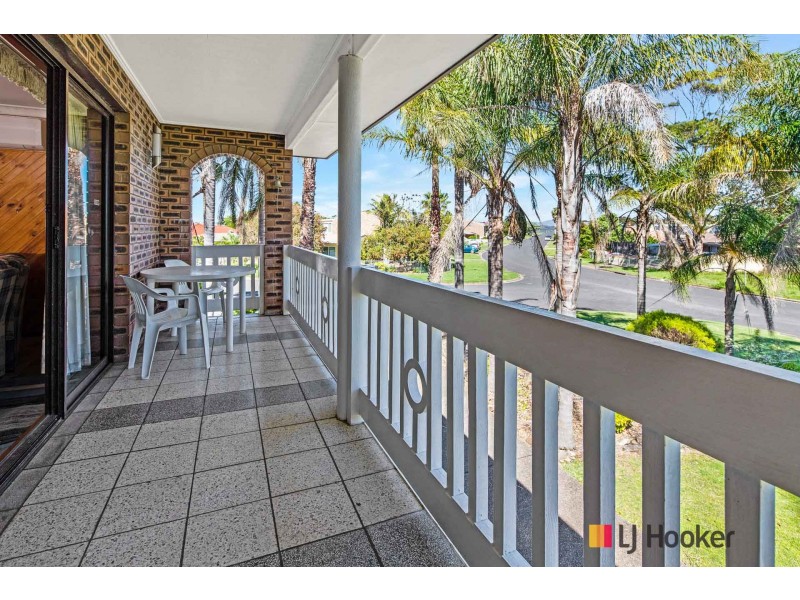 1/57 Maloneys Drive, Maloneys Beach NSW 2536
