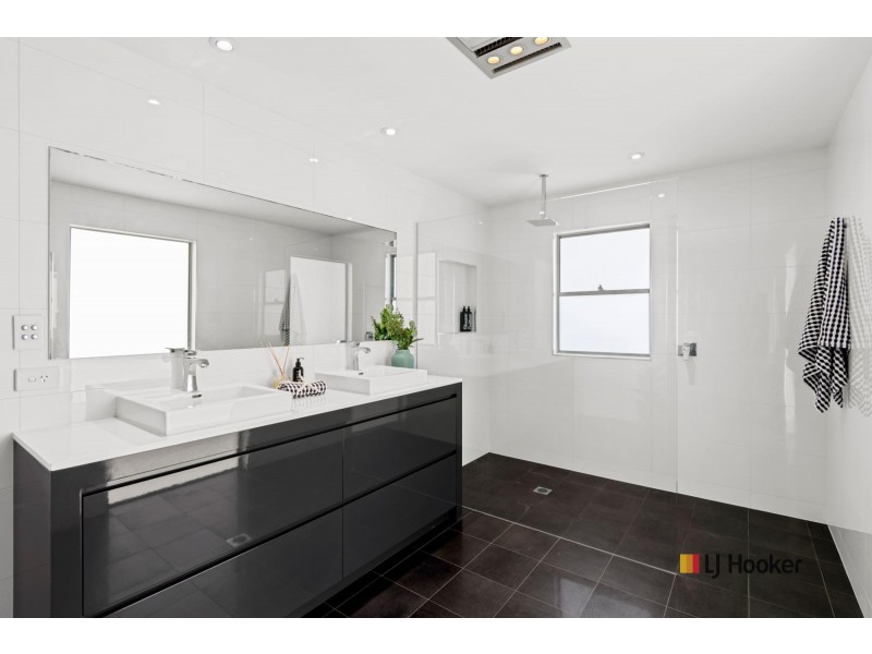 2A Figtree Close, Surf Beach NSW 2536