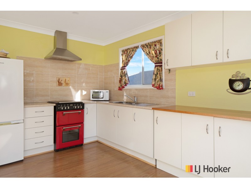 15 Litchfield Crescent, Long Beach NSW 2536