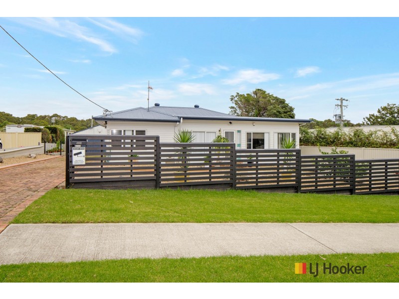 452 Beach Road, Sunshine Bay NSW 2536