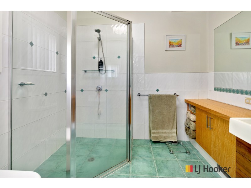 452 Beach Road, Sunshine Bay NSW 2536