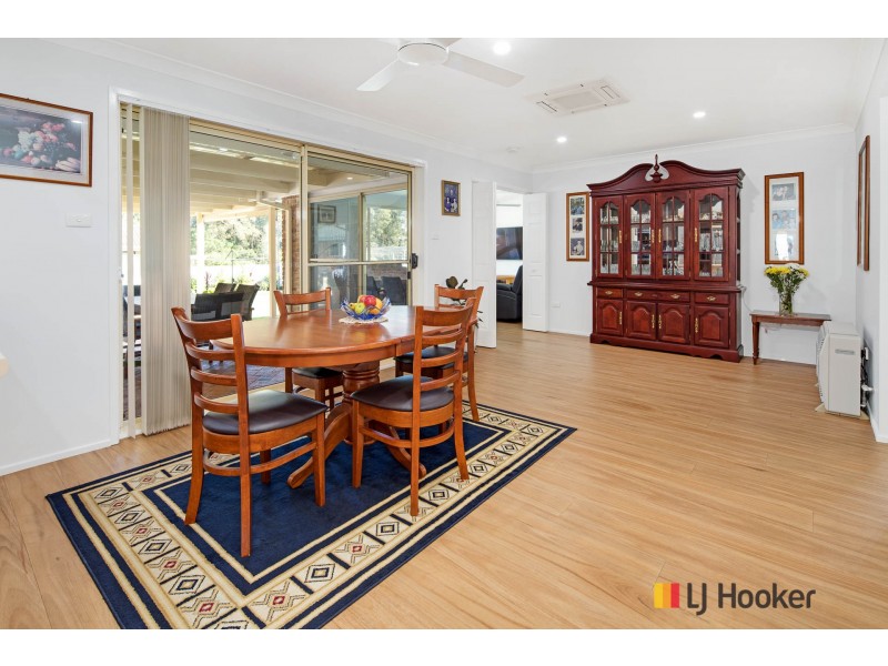 10 Paul Place, Batehaven NSW 2536
